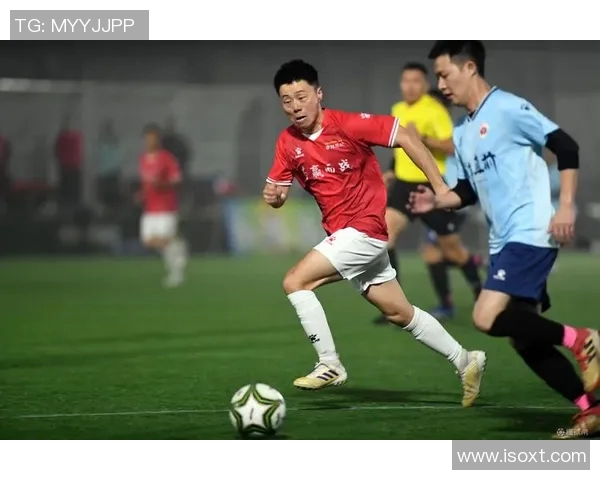 西安足球队在精英赛中的速度表现分析与战术探讨