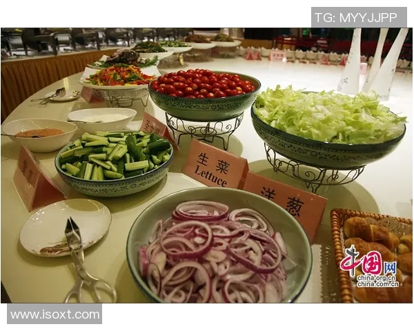 足球明星的米粉饮食揭秘：如何通过美食提升竞技状态与体能表现