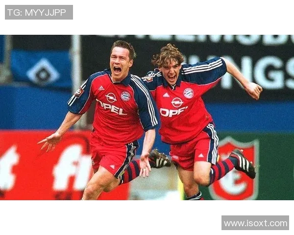 怀念足球传奇星辰陨落的瞬间与永恒的荣耀 怀念足球传奇星辰陨落的瞬间与永恒的荣耀